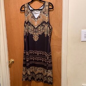 Elegant Black and Gold Sleeveless Dress size 3XL